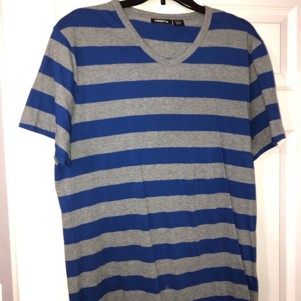 Men’s claiborne t shirt